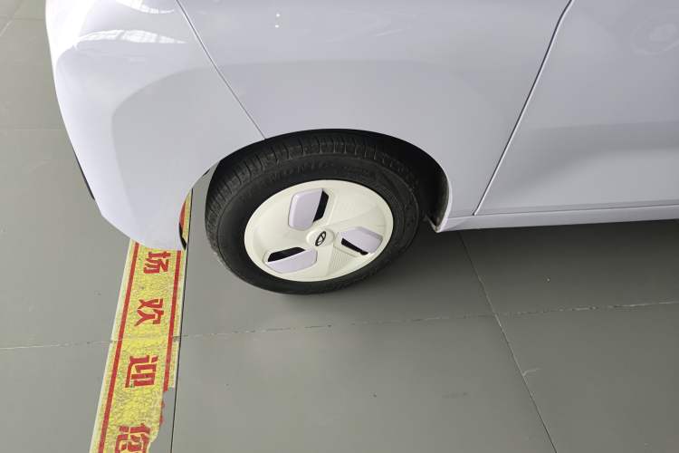 Used Chery QQ Ice Cream 2022 170km Sundae Phosphate Lithium-Ion Left Front Wheel Hub