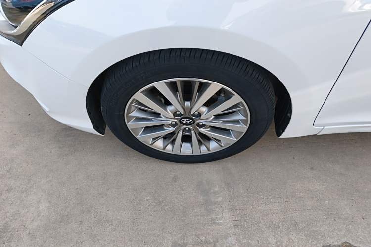 Used Hyundai Mistra 2017 1.8L Automatic Smart GLS China V Standard Left Front Wheel Hub