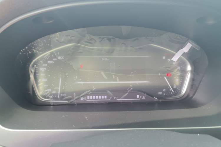 Used SAIC MAXUS G10 2025 2.0L Manual Multi-Function Version Gasoline 7 Seats