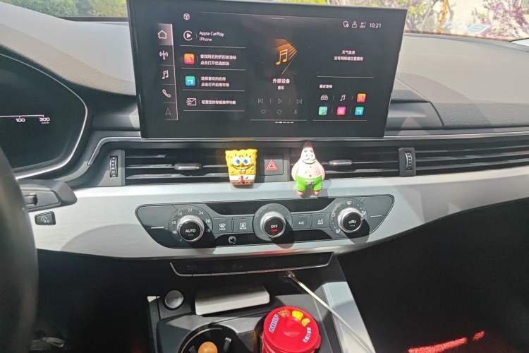 Used Audi A4L 2022 40 TFSI Fashion Dynamic Model Audio And AC Panel