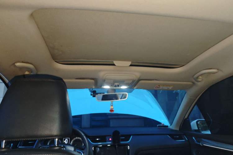 Used Skoda Octavia 2019 TSI230 DSG SmartDrive Luxury Edition China VI
