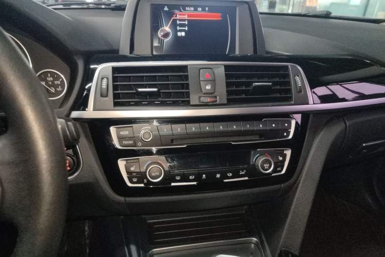 Used BMW 3 Series 2017 320Li xDrive Fashion Model
