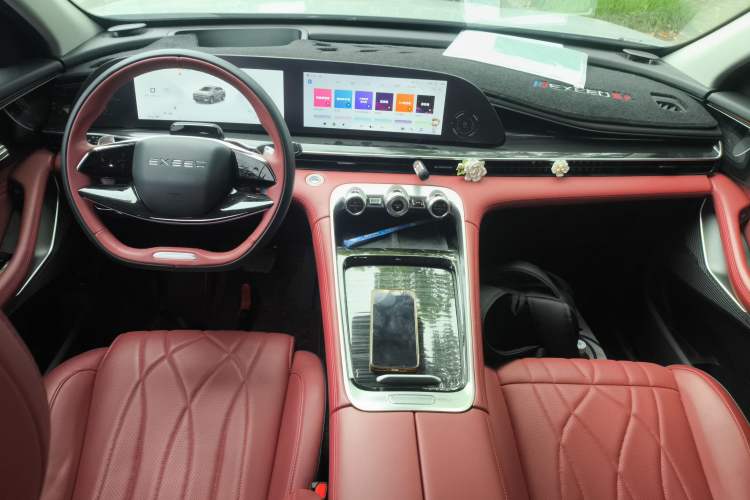 Used EXEED Stellar 2023 400T Four-Wheel Drive Luxury Edition Center Console