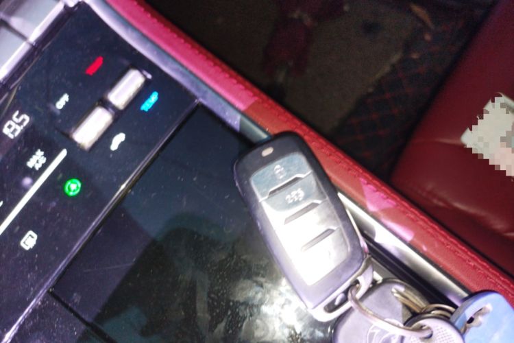 Used CHANGAN CS85 COUPE 2019 1.5T DCT Dynamic Version China VI Standard
