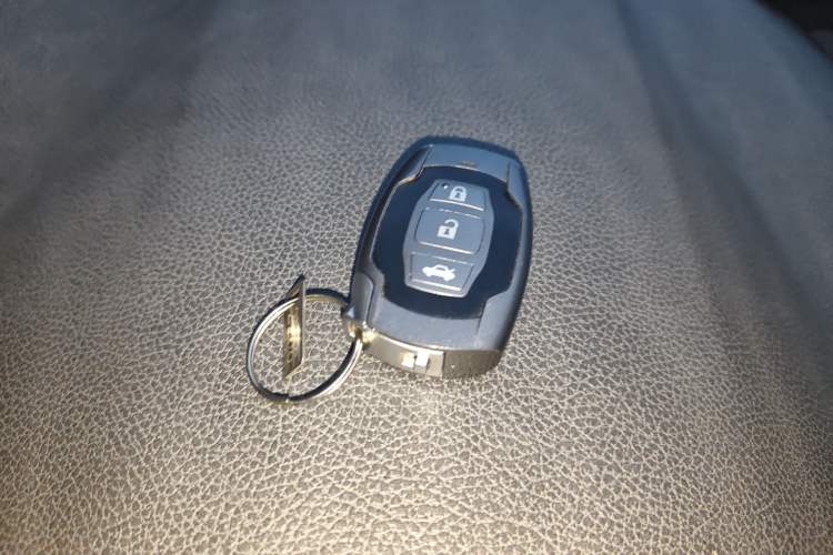 Used BYD Surui 2014 1.5L Manual Luxury Model
