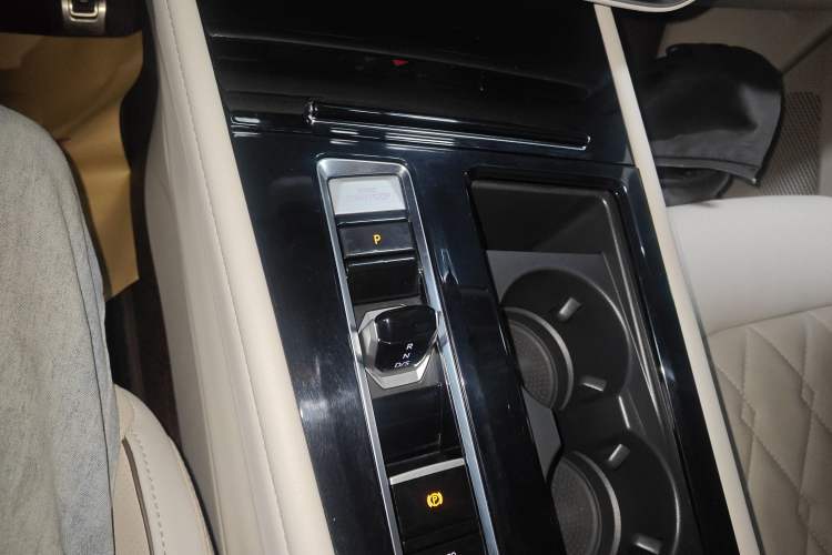 Used Volkswagen Viloran 2022 380TSI Prestige Edition