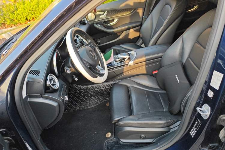 Used Mercedes-Benz C-Class 2017 Facelift C 200 L Left Front Seat