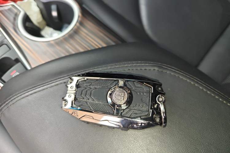 Used Toyota Camry 2019 2.5G Luxury Edition China VI Standard Vehicle Key