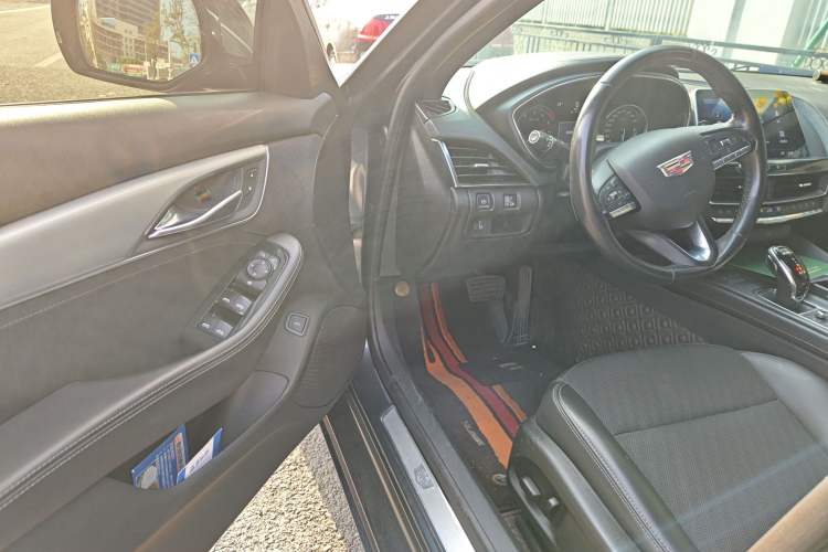 Used Cadillac CT5 2021 28T Fashion Edition