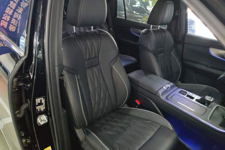 Used GAC Trumpchi GS8 2022 Linghang Series 2.0 TGDI Two-Wheel-Drive Luxury Smart Connectivity Version (7 Seats) Right Front Seat