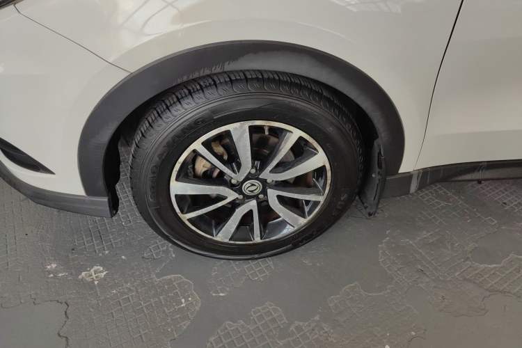 Used Dongfeng Fengon 580 2017 1.5T CVT Luxury Model
