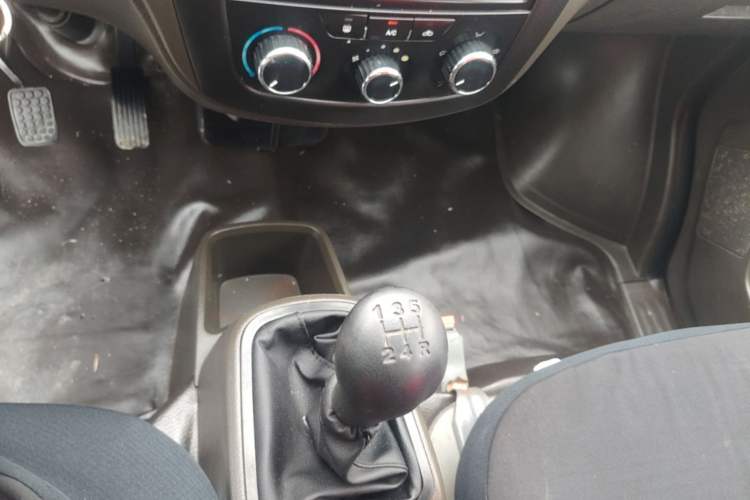 Used Wuling Rongguang 2020 1.2L S Base Model China VI Gear Lever