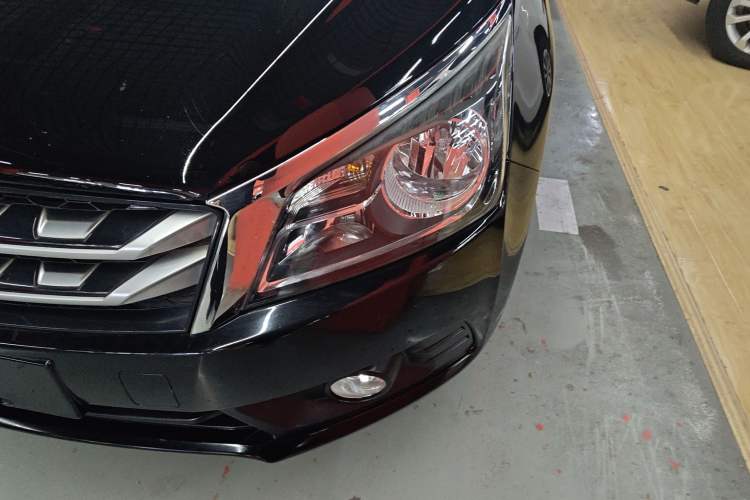 Used Venucia T70 2016 2.0L CVT Smart Choice Edition