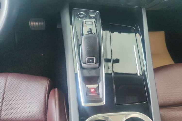 Used Peugeot 508 2019 508L 400THP PureTech Driving Control Version China VI Standard Gear Lever