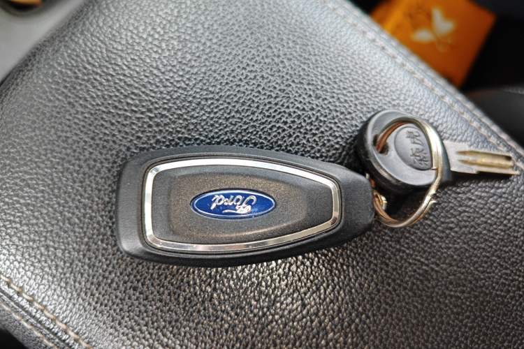 Used Ford Kuga 2017 EcoBoost 180 Two-Wheel-Drive Luxury Wing Edition