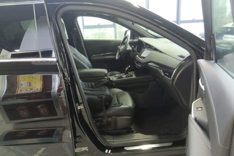 Used Cadillac XT4 2022 28T Two-Wheel Drive Fashion Edition
