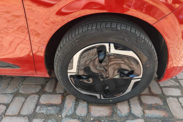 Used Dongfeng NAMMI 01 2024 330 Plus Right Front Wheel Hub