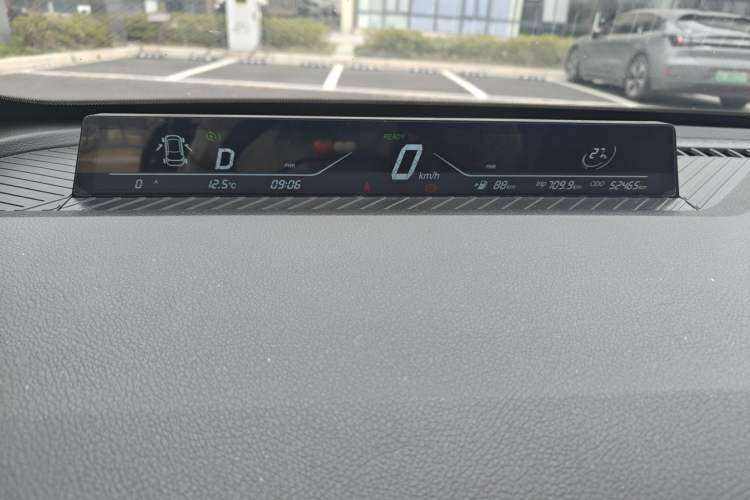 Used NETA V 2022 Chao 300 Lite Lithium Iron Phosphate
