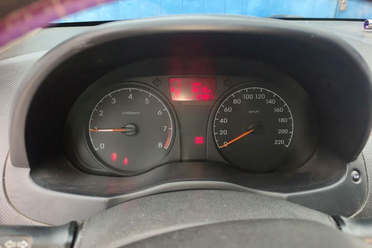 Used Hyundai Verna (older generation) 2014 1.4L Manual Smart GLS Trim Instrument Cluster