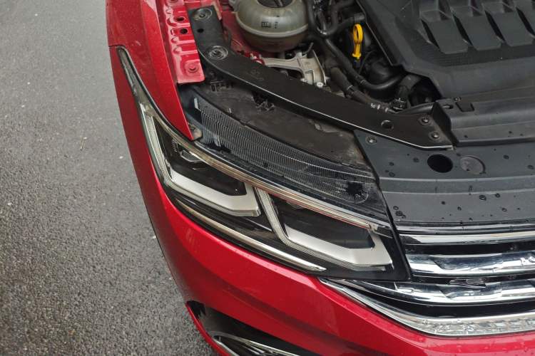 Used Volkswagen Tiguan X 2021 330TSI Two-Wheel-Drive Prestige Flagship Edition Right Front Headlight