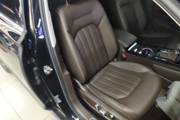 Used Volkswagen Phideon 2021 380TSI Luxury Edition
