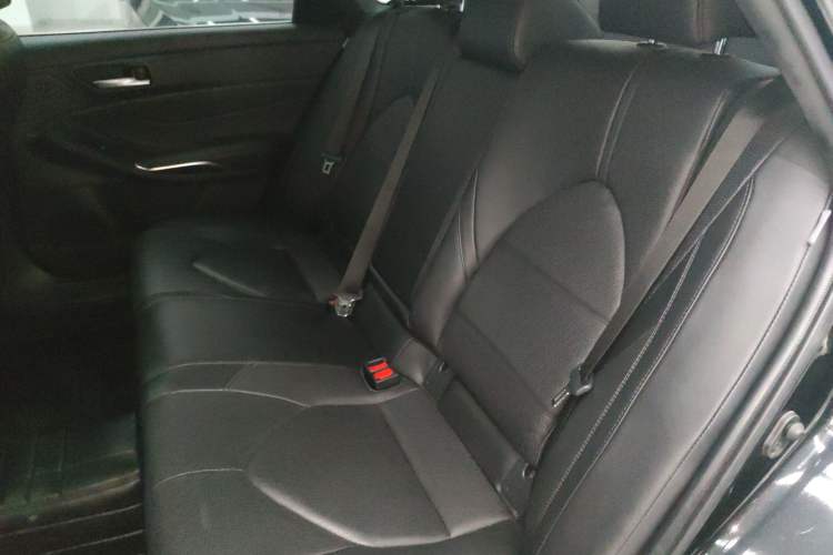 Used Toyota Avalon 2022 Dual-Engine 2.5L Luxury Edition
