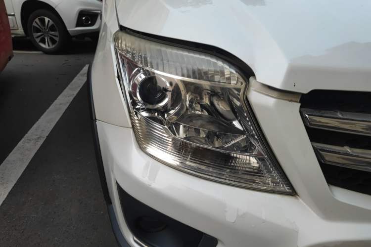 Used Changan CX20 2014 1.4L IMT Sunroof Navigation Version China IV Standard
