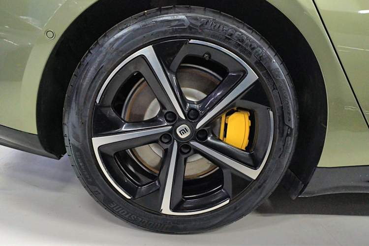 Used Xiaomi Auto SU7 2024 Four-Wheel Drive Ultra-Long Range Advanced Intelligent Driving Max Edition Exterior 5