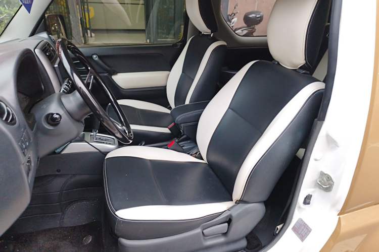 Used Suzuki Jimny 2012 1.3 AT JLX Navigation Edition Left Front Seat