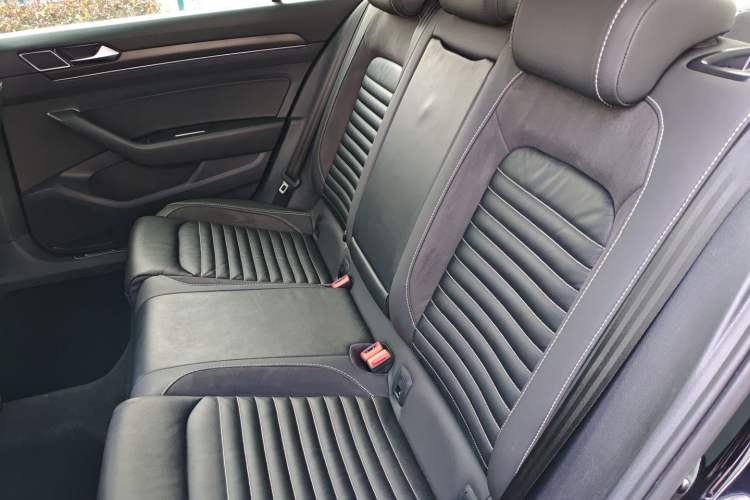 Used Volkswagen Magotan 2020 330TSI DSG Leading Model
