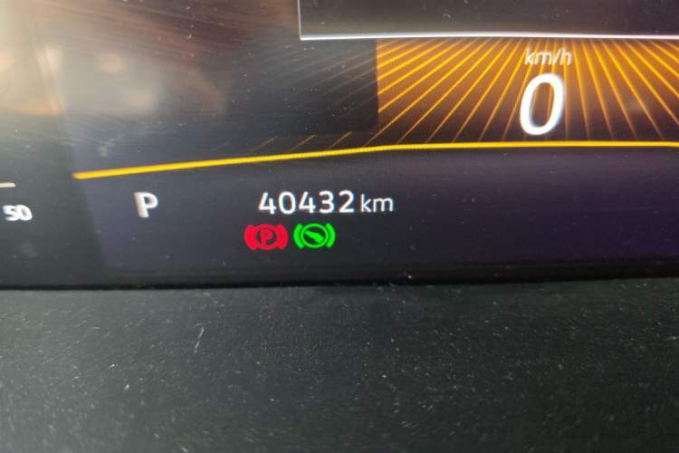 Used Volkswagen Magotan 2023 2 Million Units Limited Edition 330TSI DSG Leading Version
