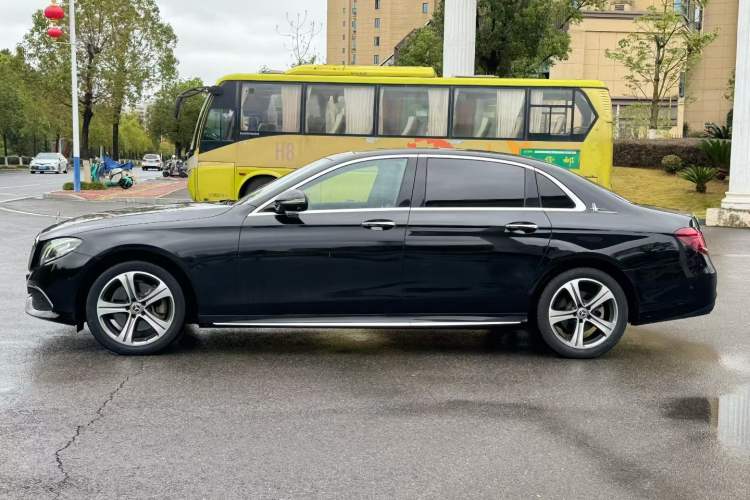 Used Mercedes-Benz E-Class 2018 E 200 L Sport Edition Rear Left 45 Deg