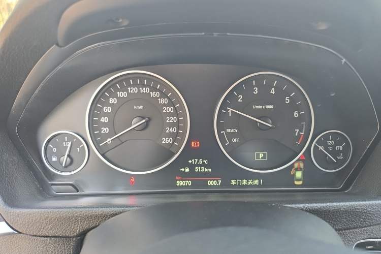 Used BMW 3 Series 2015 320Li Luxury Design Package
