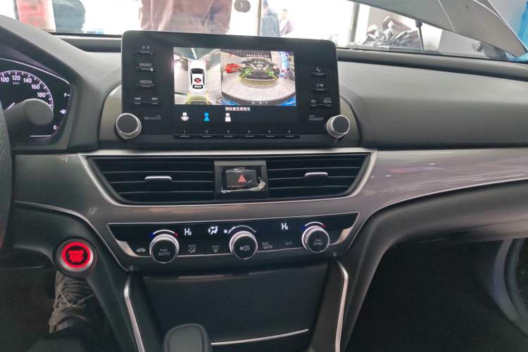 Used Honda Accord 2018 260TURBO Elite Edition China VI Audio And AC Panel