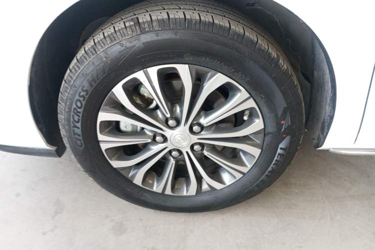 Used Buick GL8 2023 Land Executive Class Smart Enjoyment Model
