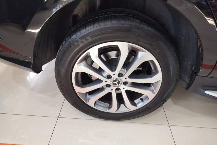 Used Mercedes-Benz GLE 2018 GLE 320 4MATIC Dynamic Edition Collector's Edition Exterior 5