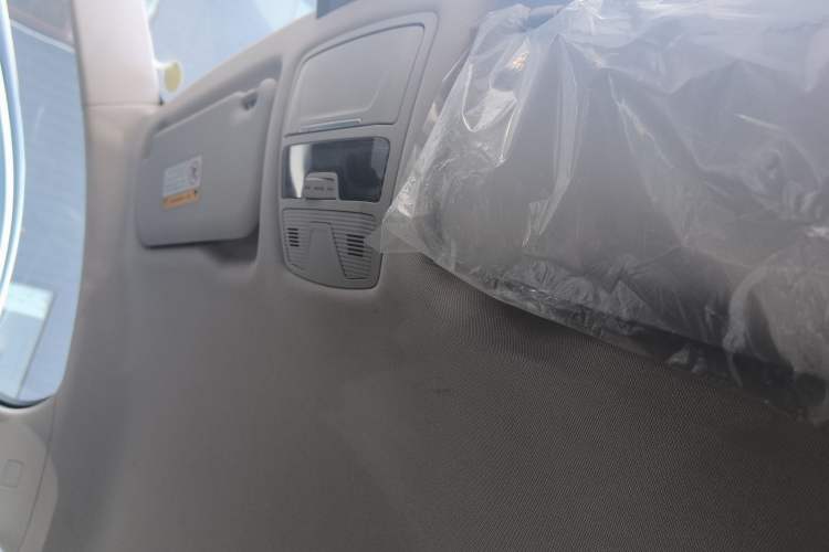 Used Hongqi E-QM5 2022 431 km Charge & Enjoy Edition