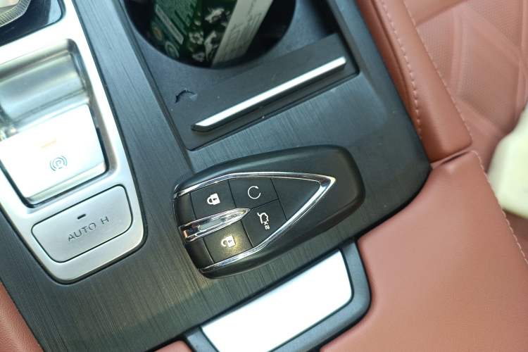 Used CHANGAN CS75 PLUS 2023 3rd Generation 1.5T Automatic Prestige Model
