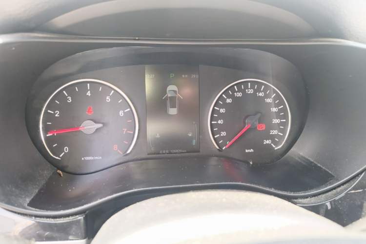 Used BYD Song MAX 2017 1.5T Automatic Smart Connect Prestige 7-Seater