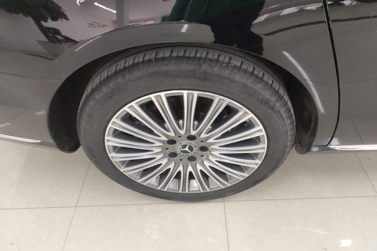 Used Mercedes-Benz E-Class 2020 Restyled E 300 L Exclusive Edition
