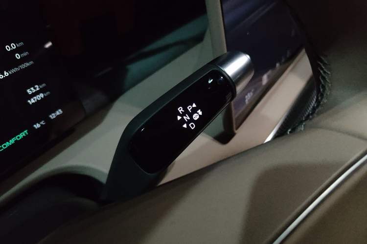 Used XPeng X9 2024 610 Long-Range Pro
