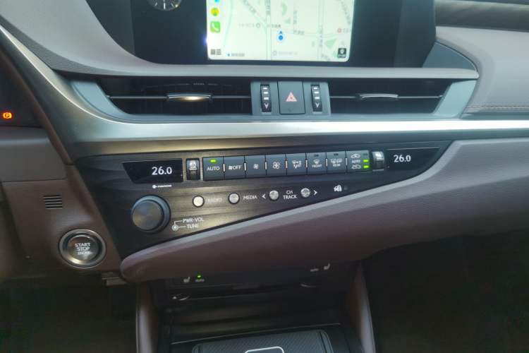 Used Lexus ES 2020 200 Excellence Edition
