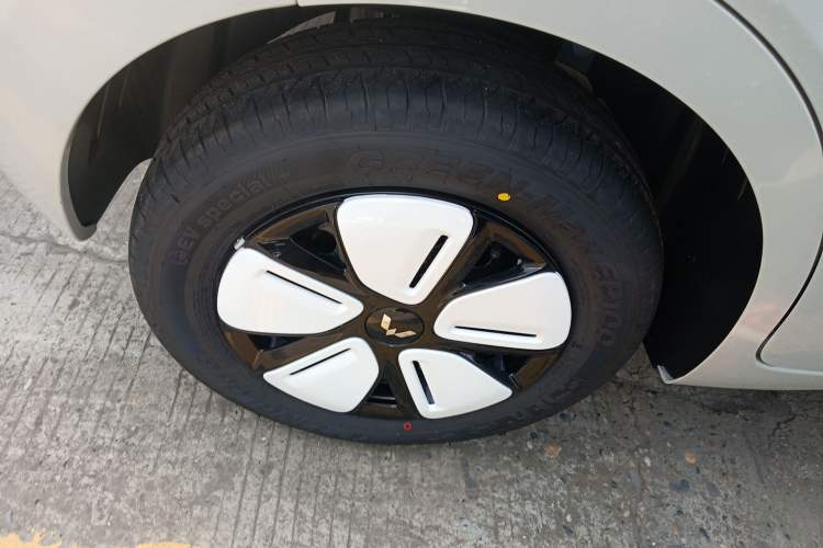 Used Wuling Hongguang MINIEV 2025 Four-Door Version Advanced Edition