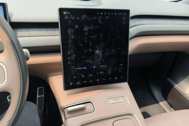 Used Nio ES8 2023 100kWh Signature Edition Audio And AC Panel