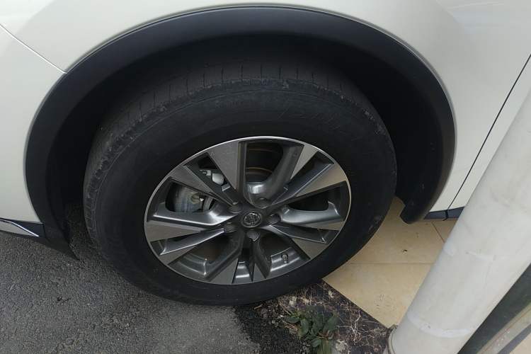 Used Nissan Murano 2021 2.5L XL Two-Wheel Drive Smart Connect Luxury Edition