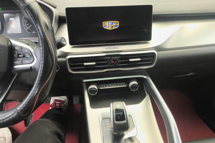 Used Geely Auto Coolray 2019 260T DCT Knight China VI Standard
