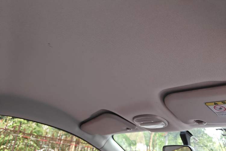 Used Chery New Energy Little Ant 2022 Sweet Pink Edition Low-Sugar Version 30kW 301km Range
