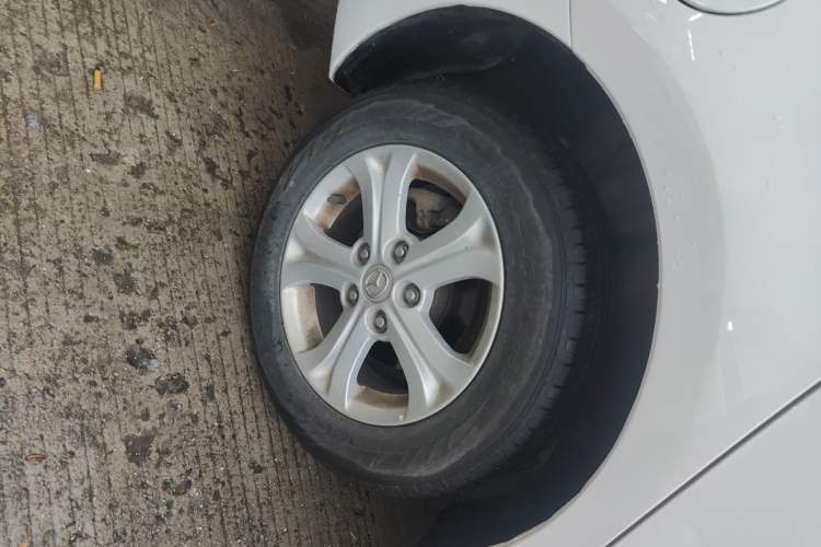 Used Mazda Mazda 3 2015 Sedan 1.6L Automatic Comfort Model