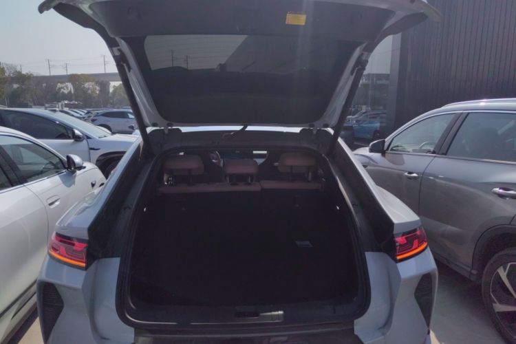 Used BYD Song L EV 2025 Intelligent Driving Version 662 km LiDAR Excellence Edition Trunk