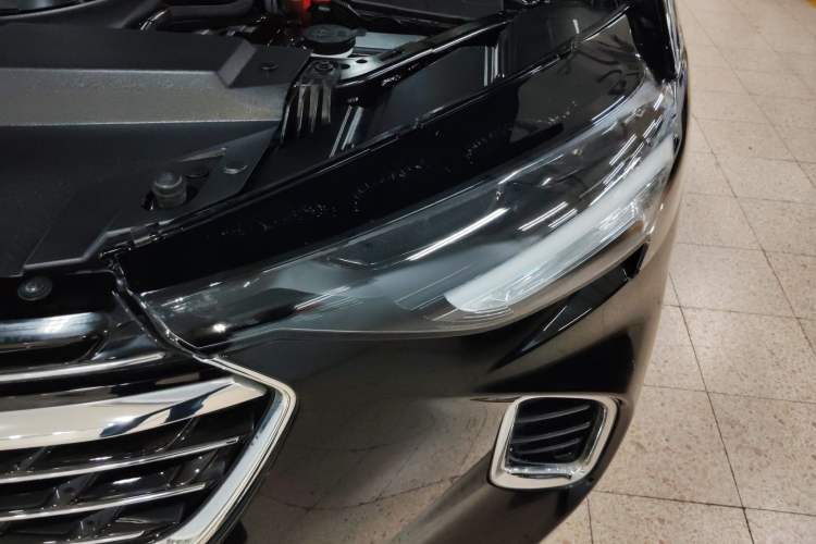 Used Buick Envision 2022 Encore S 652T Two-Wheel-Drive Luxury Model Left Front Headlight